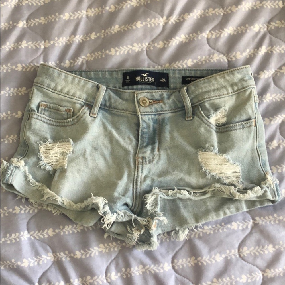 Hollister Sz 0 Vintage Low Rise Denim Shorts
